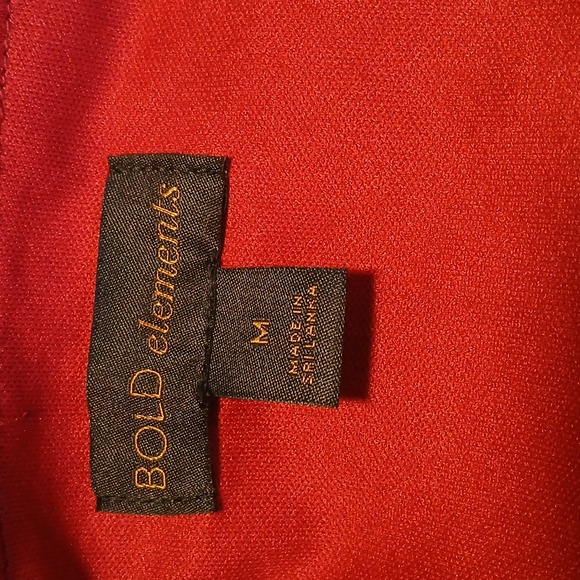 BOLD elements Sparkling Red Sequin Top - Picture 8 of 9